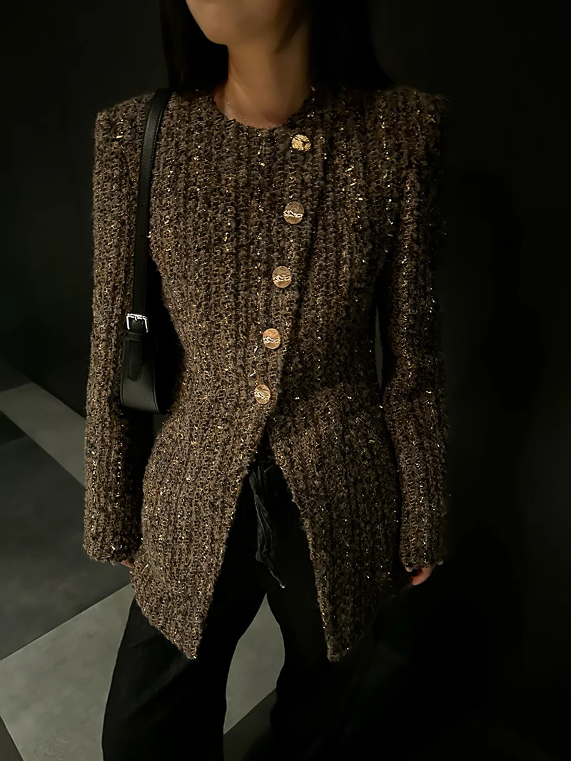 

Кофейное шерстяное пальто приталенного кроя для женщин с золотистыми пуговицами, осенняя новинка, повседневная модная верхняя одежда в гонконгском стиле