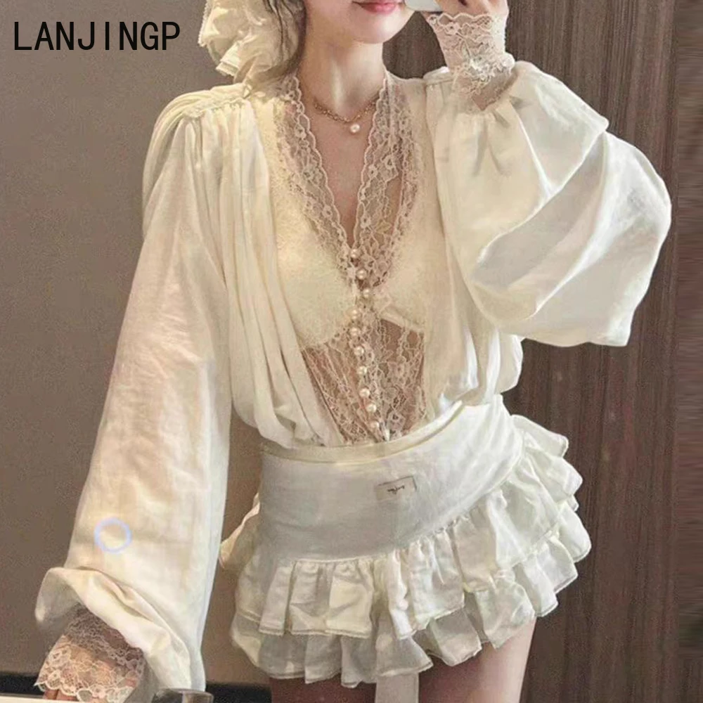 

Suit women's 2025 summer new pure desire design lace splicing temperament top + high waist and thin skirt