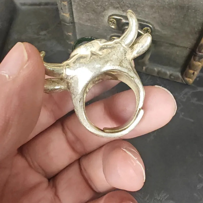 3D bull‑head carving, round imitation green jade, animal totem, vintage silver finish, unisex adjustable statement ring 3