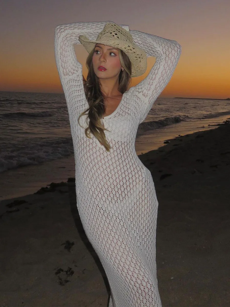 Sexy Women White manica lunga in maglia Bikin Fashion Cover up femminile See-Through profondo scollo a v Hollow-Out Beach maglieria Backless Dress