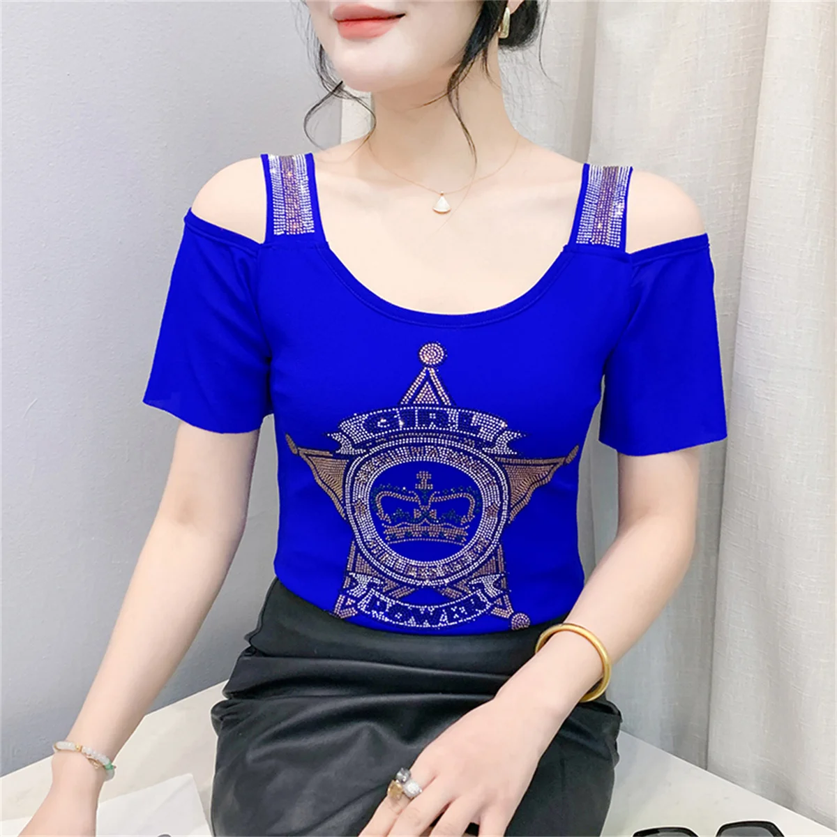 ΠΠΎΠ²ΡΠ΅ ΡΠΈΠΊΠ°ΡΠ½ΡΠ΅ ΡΠ΅ΠΊΡΡΠ°Π»ΡΠ½ΡΠ΅ ΡΡΡΠ±ΠΎΠ»ΠΊΠΈ Ρ ΠΎΡΠΊΡΡΡΡΠΌΠΈ ΠΏΠ»Π΅ΡΠ°ΠΌΠΈ Π΄Π»Ρ Π΄Π΅Π²ΠΎΡΠ΅ΠΊ, ΠΆΠ΅Π½ΡΠΊΠ°Ρ ΡΠ»Π΅Π³Π°Π½ΡΠ½Π°Ρ ΠΆΠ΅Π½ΡΠΊΠ°Ρ ΡΠ°Π±ΠΎΡΠ°Ρ ΠΎΠ΄Π΅ΠΆΠ΄Π°, Π»Π΅ΡΠ½ΡΡ ΡΡΡΠ±ΠΎΠ»ΠΊΠ°, ΠΆΠ΅Π½ΡΠΊΠΈΠ΅ ΡΠ΅ΡΡΠ°ΡΡΠ΅ ΡΠΎΠΏΡ ΡΠΎ ΡΡΡΠ°Π·Π°ΠΌΠΈ ΠΈ ΠΊΠΎΡΠΎΡΠΊΠΈΠΌΠΈ ΡΡΠΊΠ°Π²Π°ΠΌΠΈ ΠΠΎΠ²ΡΠ΅ ΡΠΈΠΊΠ°ΡΠ½ΡΠ΅ ΡΠ΅ΠΊΡΡΠ°Π»ΡΠ½ΡΠ΅ ΡΡΡΠ±ΠΎΠ»ΠΊΠΈ Ρ ΠΎΡΠΊΡΡΡΡΠΌΠΈ ΠΏΠ»Π΅ΡΠ°ΠΌΠΈ Π΄Π»Ρ Π΄Π΅Π²ΠΎΡΠ΅ΠΊ, ΠΆΠ΅Π½ΡΠΊΠ°Ρ ΡΠ»Π΅Π³Π°Π½ΡΠ½Π°Ρ ΠΆΠ΅Π½ΡΠΊΠ°Ρ ΡΠ°Π±ΠΎΡΠ°Ρ ΠΎΠ΄Π΅ΠΆΠ΄Π°, Π»Π΅ΡΠ½ΡΡ ΡΡΡΠ±ΠΎΠ»ΠΊΠ°, ΠΆΠ΅Π½ΡΠΊΠΈΠ΅ ΡΠ΅ΡΡΠ°ΡΡΠ΅ ΡΠΎΠΏΡ ΡΠΎ ΡΡΡΠ°Π·Π°ΠΌΠΈ ΠΈ ΠΊΠΎΡΠΎΡΠΊΠΈΠΌΠΈ ΡΡΠΊΠ°Π²Π°ΠΌΠΈ