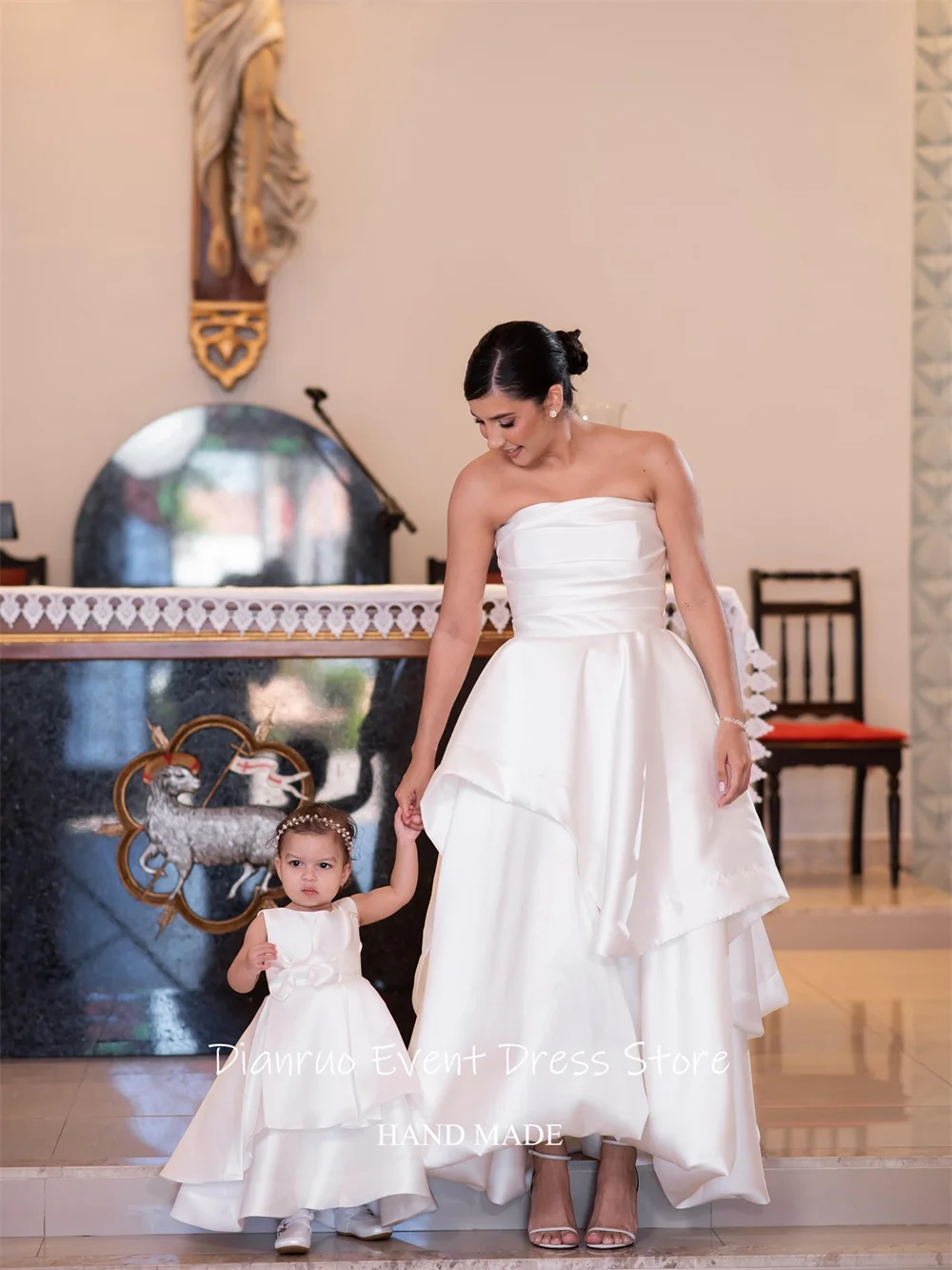 Dianruo Asymmetrisches A-Linien-Hochzeitskleid, minimalistisch, schick, Vestido De Noiva, glamouröses, trägerloses, gerafftes Abendkleid, individuell gestaltet