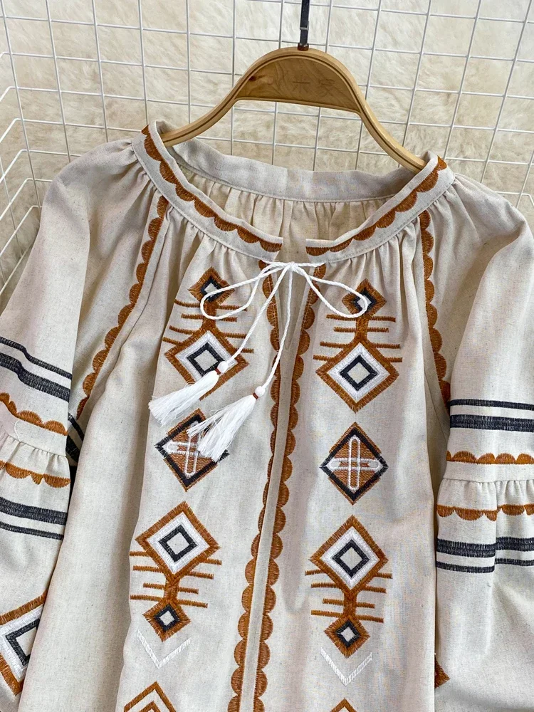 New Women Spring Autumn Blous Retro Loose Ethnic Style Embroidery Thin Lantern Sleeve Doll Top Female Pullover Shirt D3061