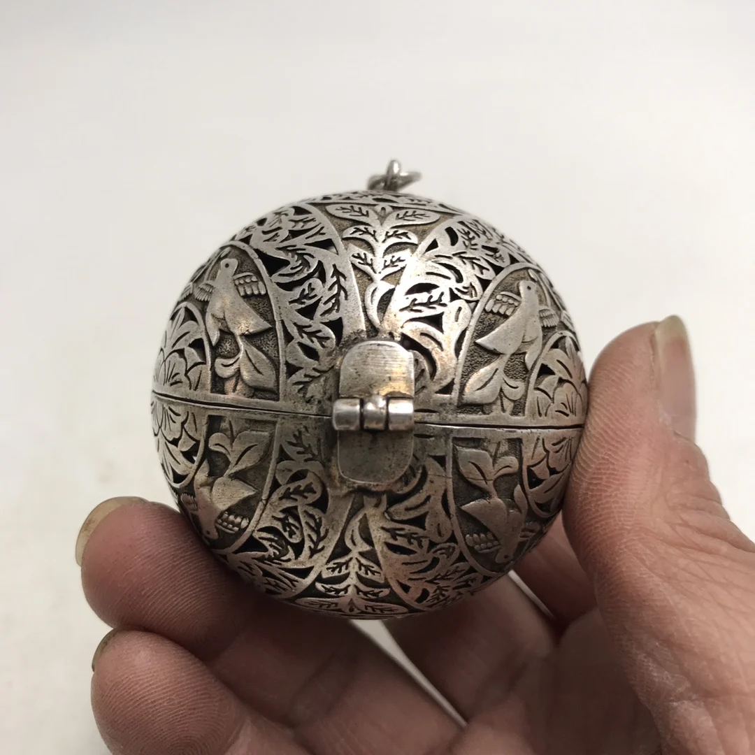 China Workmanship Cupronickel Hollow Out Auspicious“ Flower And Bird”Censer Sphere Sculpture Metal Crafts Decoration #4
