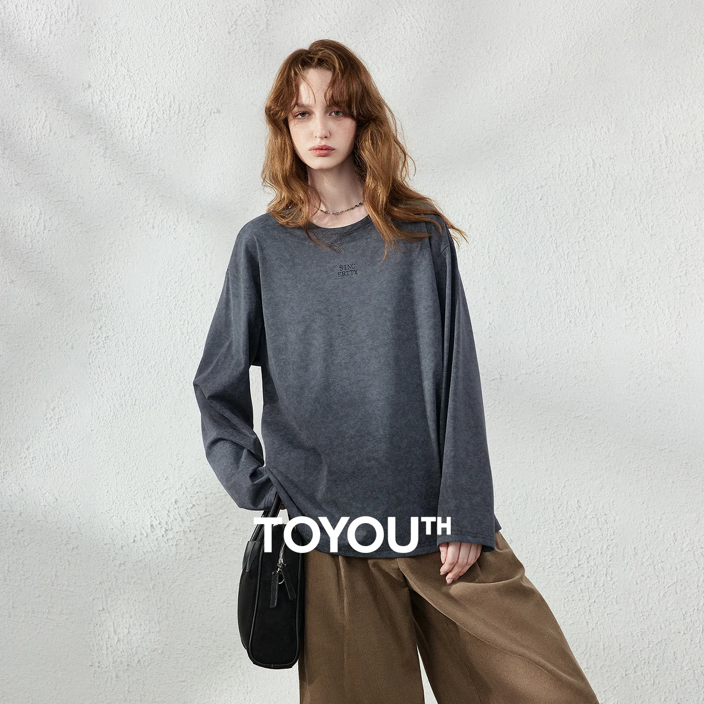 TOYOUTH Women T‑Shirt 2026 Autumn New Batik Cotton Long Sleeve Vintage Loose Letter Print Dark Grey Tops