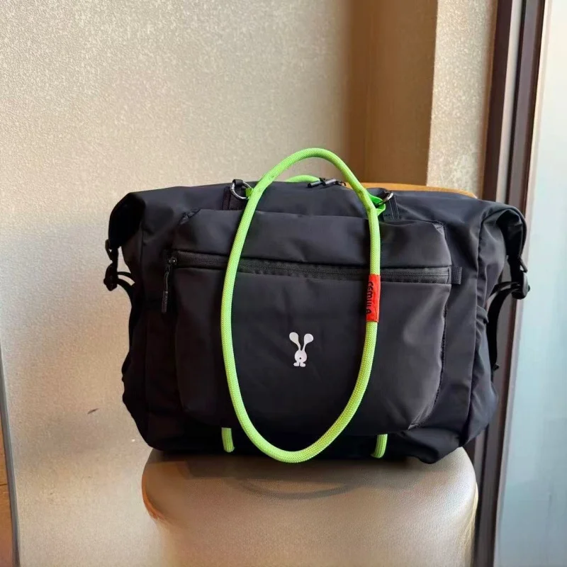 large-capacity-travel-bag-simple-design-lightweight-sport-fitness-bag-for-men-and-women-short-trip-outing-handbag