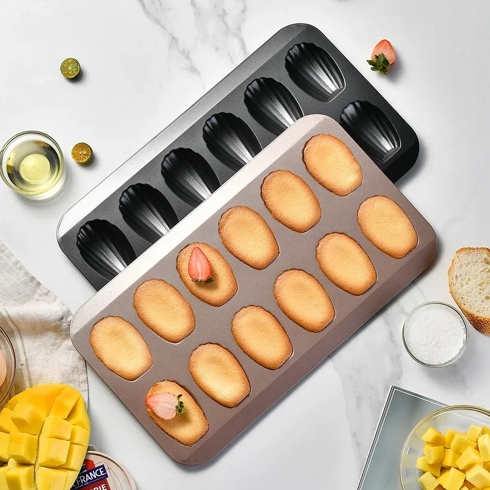 1 Packung 12 Tassen antihaftbeschichtete Madeleine-Pfanne mit Ölpinsel, robuste Madeleine-Formen, Muschelform, Mini-Kuchenform, Backblech/Pfanne