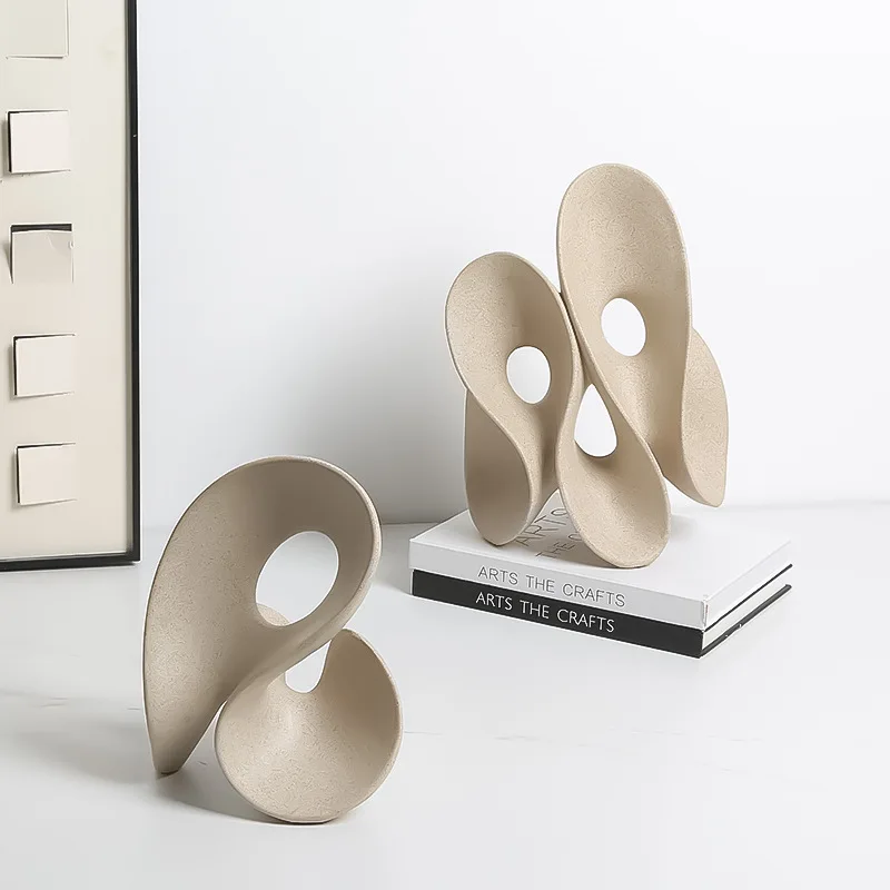 

Abstract Coral Hollow Irregular Sculpture, Resin Handicrafts, Artistic Curved Decoration Dolls, Home Decoration Accessories