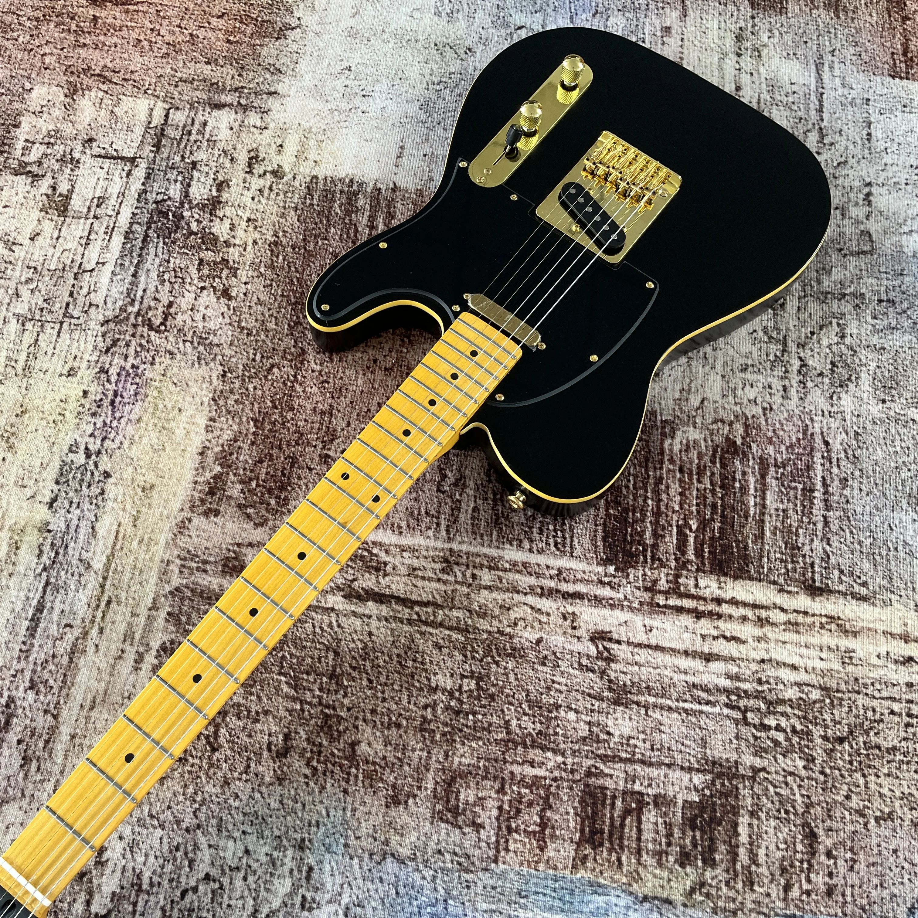 جيتار كهربائي Vicers Matte Finish TL، جسم الزيزفون، التقاطات SS، لوحة فريتس من خشب القيقب، أجهزة ذهبية. شحن مجاني.