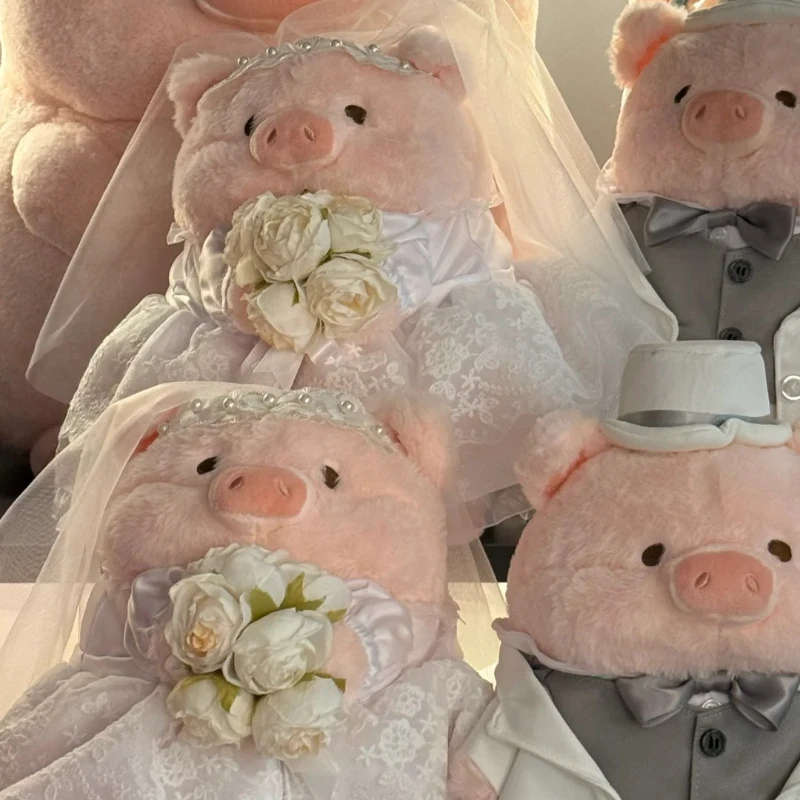 Lulu o piggy enlatado porco ocidental casamento e casamento chinês bonito boneca anime figura de ação periférica casamento coletar presente brinquedo