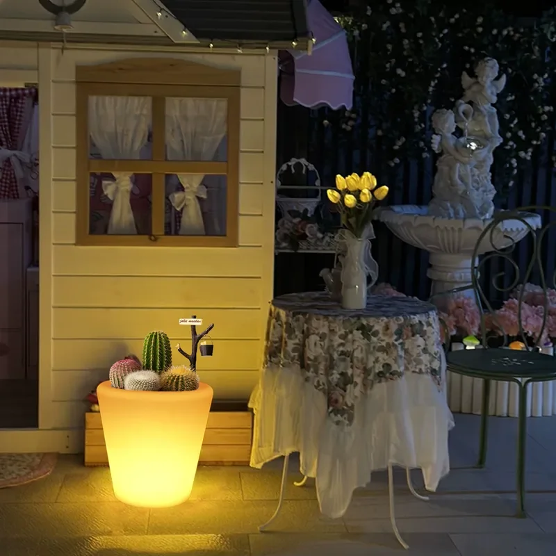 Glowing PE Plastic Flower Pot Outdoor Garden Decor LED Landscape Light for Lawn Bed Green Plant Container Ambient Floor Lamp