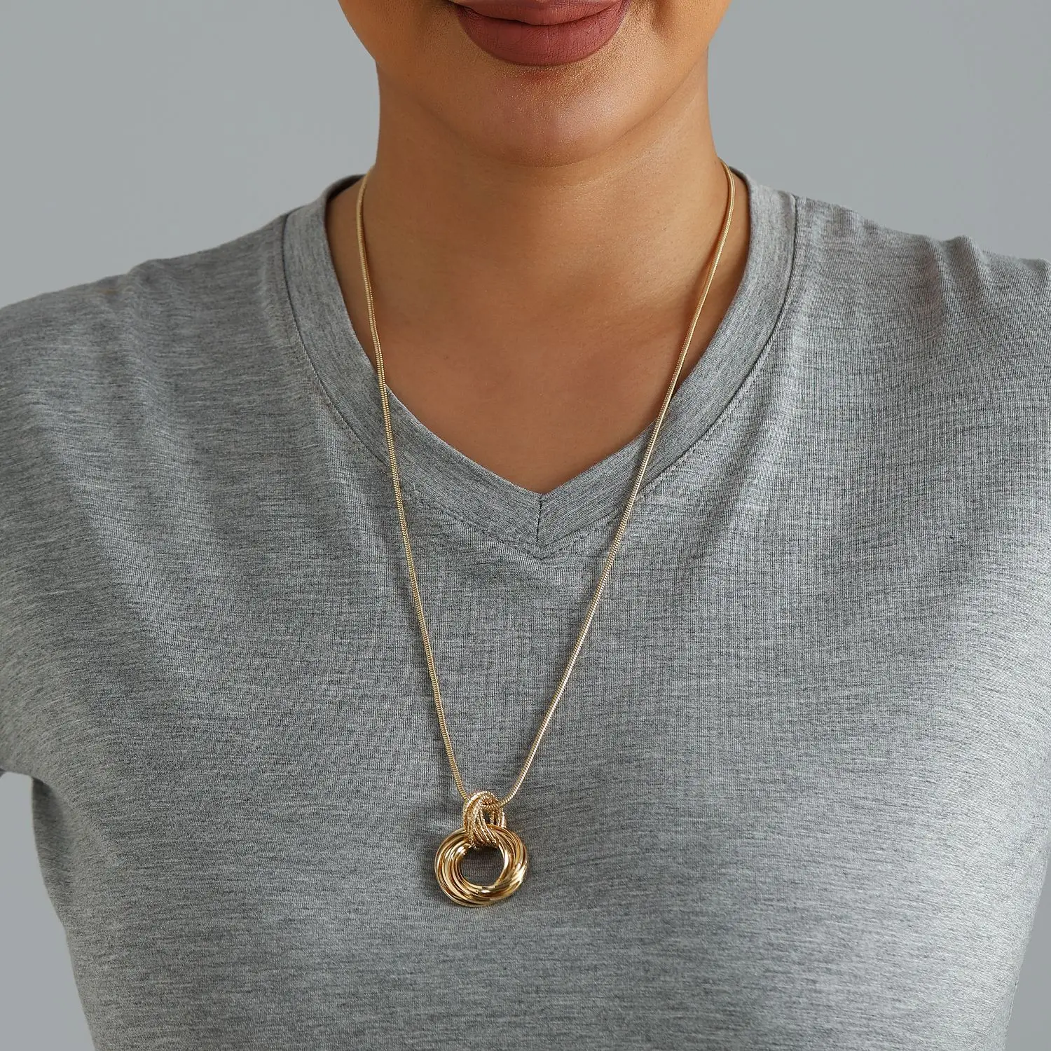 Pendant Necklace Retro Twin Loop Spiral Snake Bone Chain Versatile Commute Trendy Alloy Silver Tone Lightweight Daily Gift