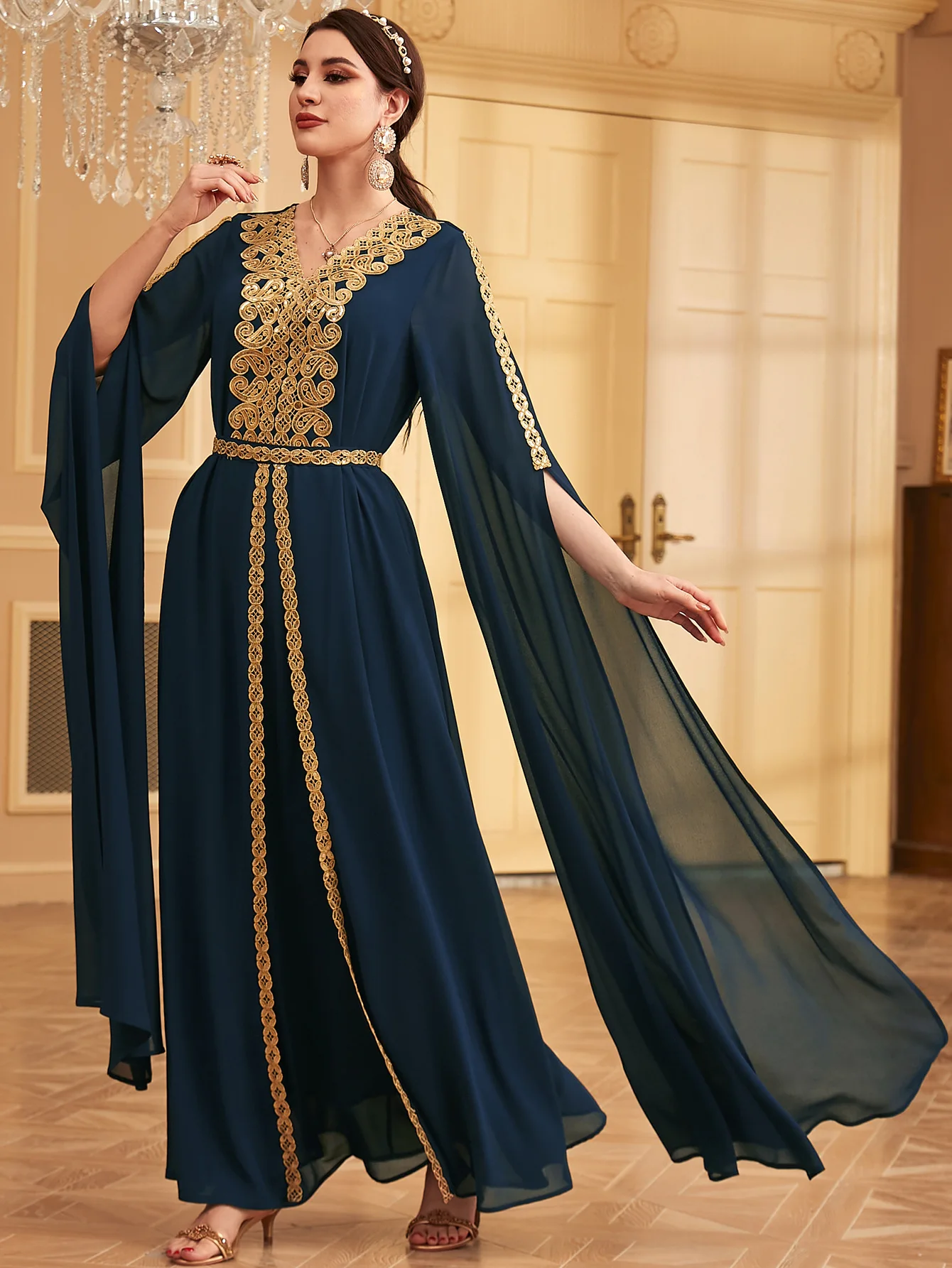 Dubai Turkish Solid Luxury Diamonds Women Gown Chiffon Arab African Abayas Super Long Sleeve Evening Party Dress Saudi Clothing