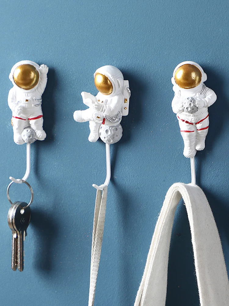 

Astronaut Model Hook Cartoon Planet Wall Key Cloth Wire Hanger Kitchen Strong Glue Nail-Free Door Behind Bedroom Decoration