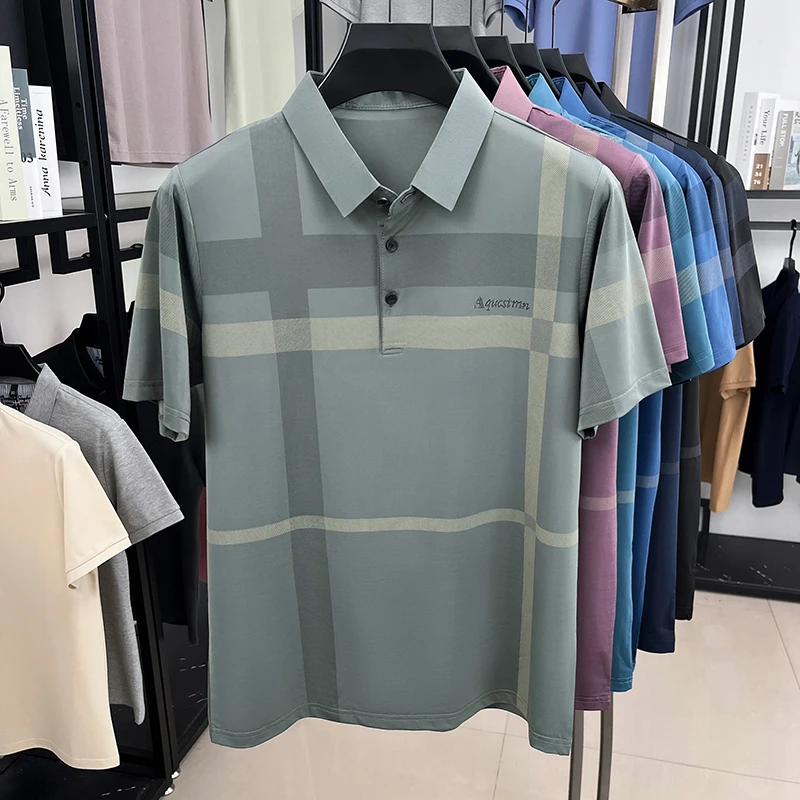 Herrenmode Geometrisch bedrucktes Polohemd aus weichem, atmungsaktivem Stoff mit Brustlogo, Kurzarm, für Business. – Detail 9