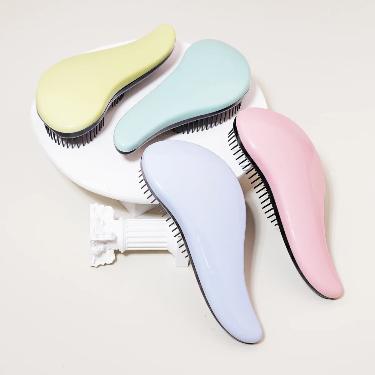 

Wholesale massage shower wet winding brush massage hair brush curly brush salon hairdressing tool Special for real hair wigs