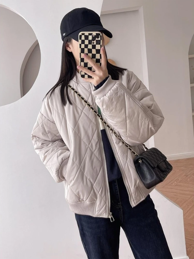 

Simple Casual Women's Winter Coat Thickened Insulated Baseball Jacket with Houndstooth Design Loose Fit Short Puffer Jacket​