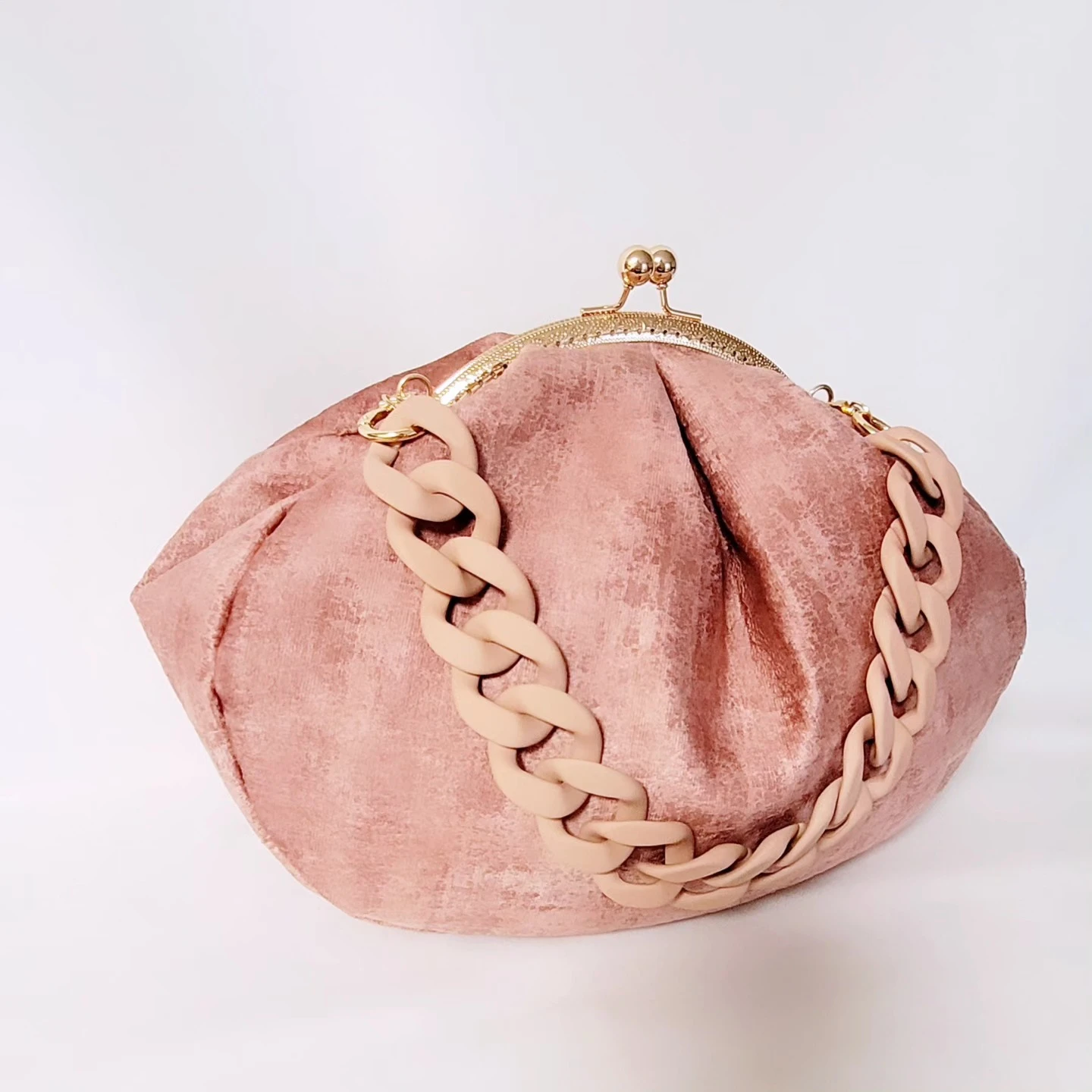 Lost in Vintage Pink Velvet Bags Kiss Lock Metal Frame Clutchbag 35x25x10cm Pasticcinobag Clicclacbag Fluffy Purse Clasp Bag
