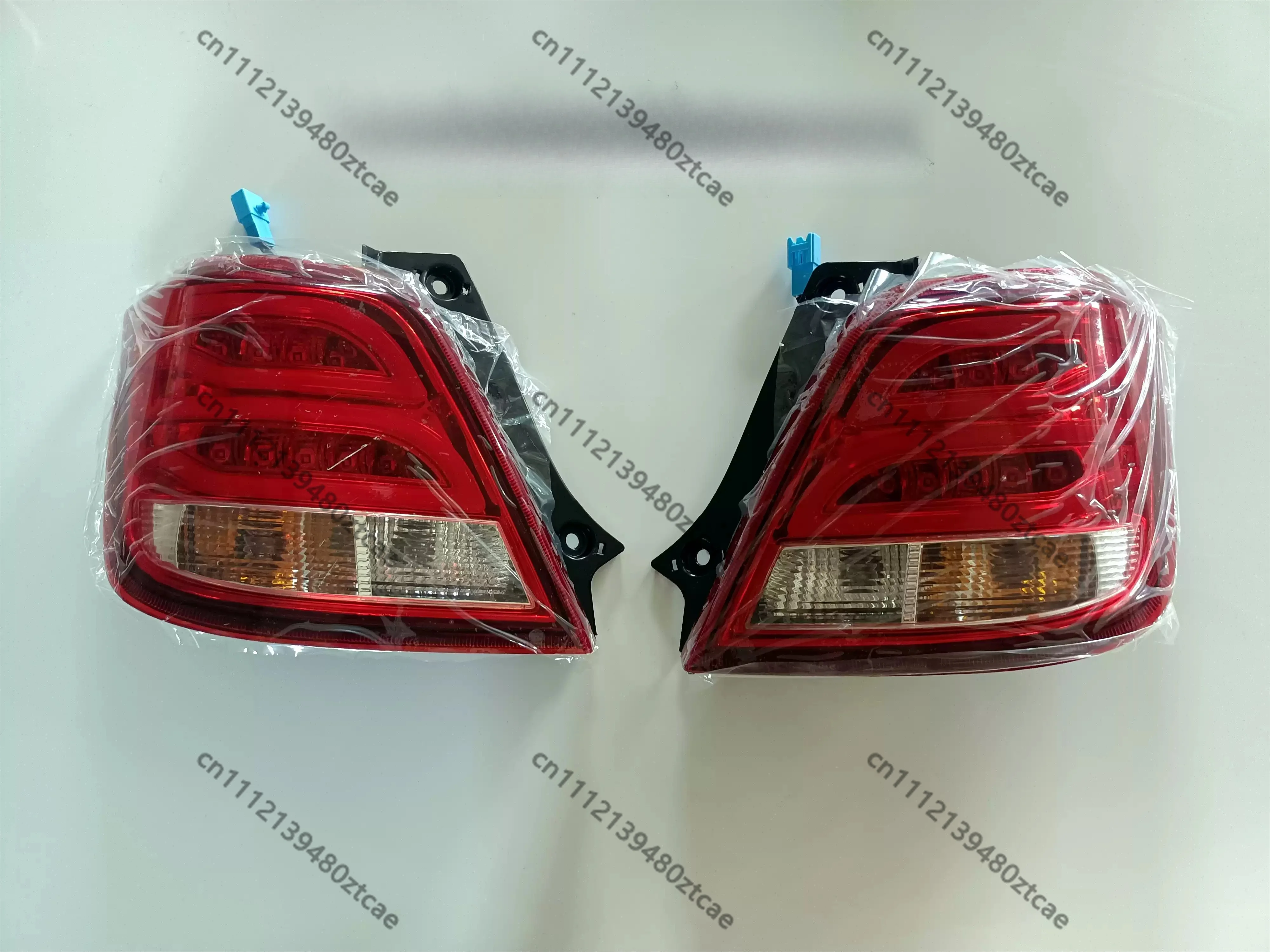 Left Right Rear Tail Light Replacement Parts For New Energy Electric Vehicle