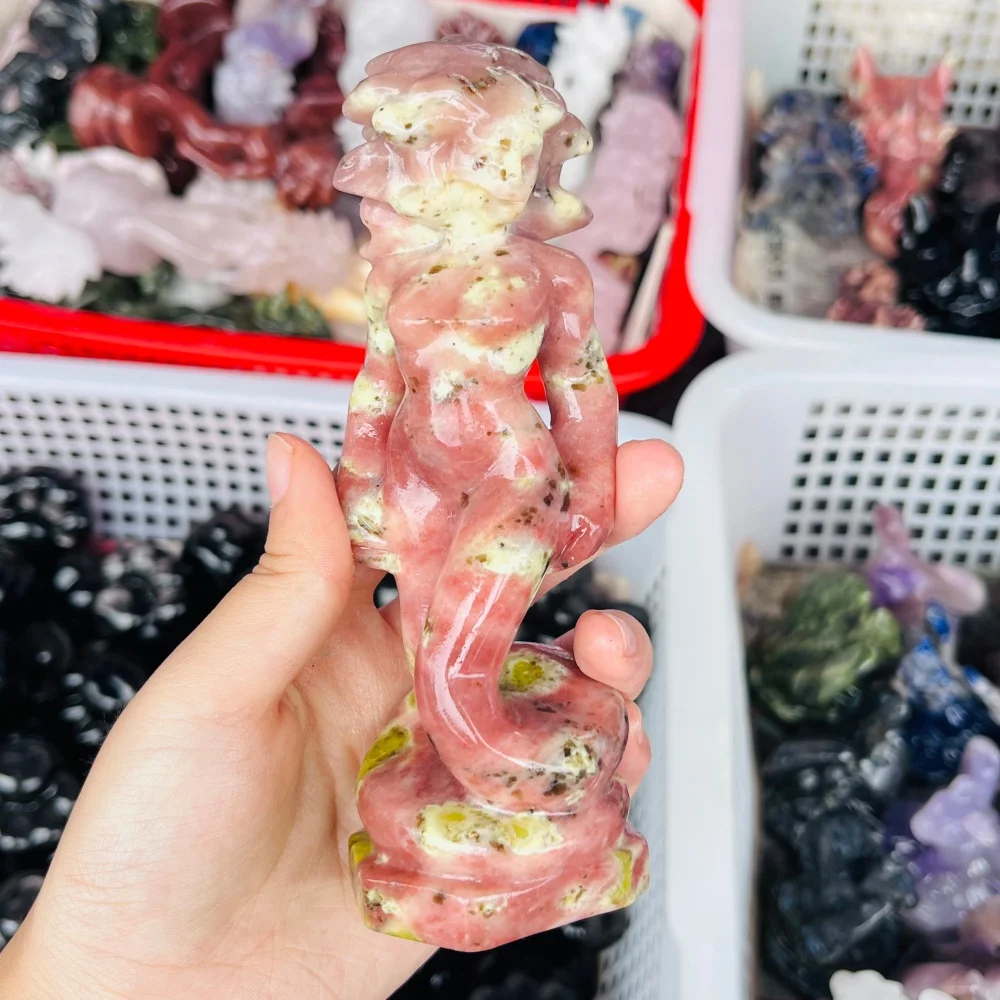 Natural Crystal Hand Peach Blossom Tourmaline Medusa Head Sculpture Healing Crafts For Decoration Gift