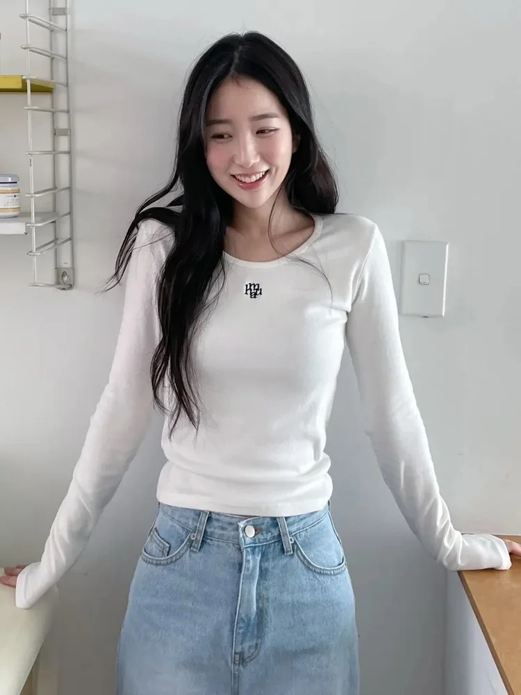 スリムフィット ラウンドネック ロングスリーブ Tシャツ ベースシャツ トップス レディース 秋 ファッションブランド ムアムア クラシック スモール インナーウェア コットン...