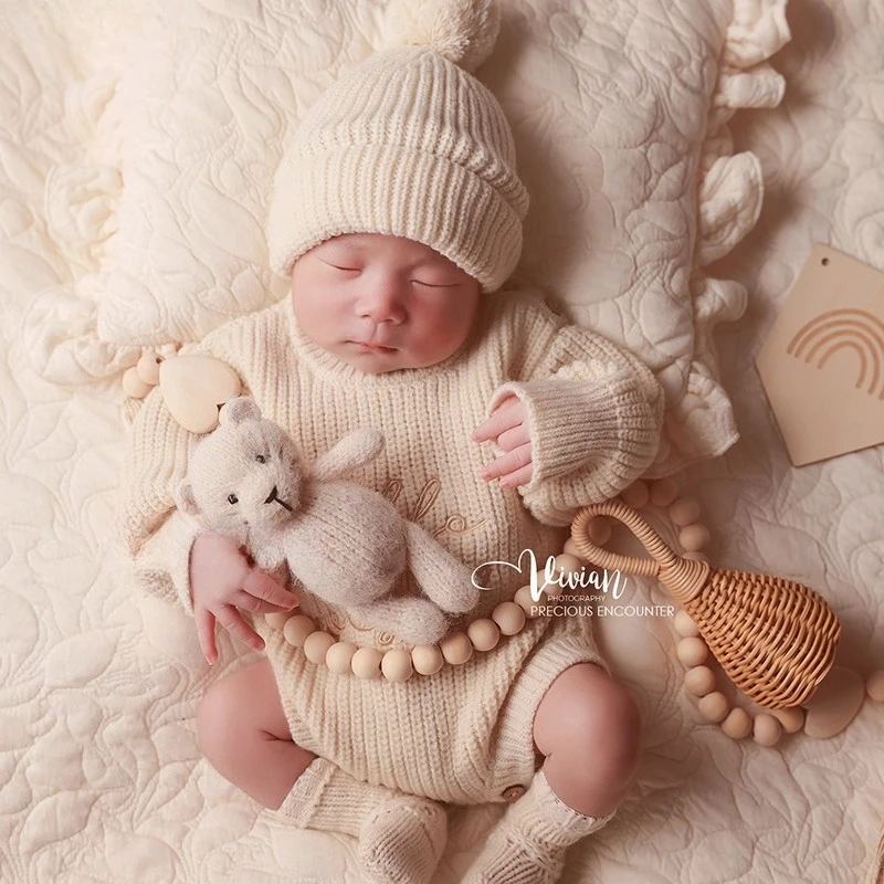 Newborn Photography Props Nordic White Knitted Outfit with Hat Bear Doll Blanket Decors Rattan Basket Set for Studio Photoshoot