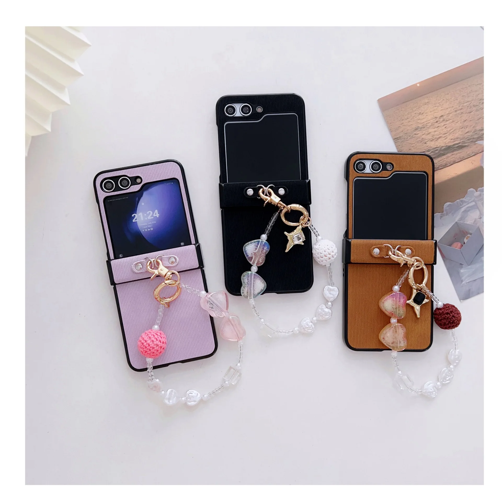 

Heart Beads Lanyard Phone Case for Samsung Galaxy Z Flip 7 6 5 4 Protective Back Cover for ZFlip5 ZFlip6 ZFlip7 Case Shell