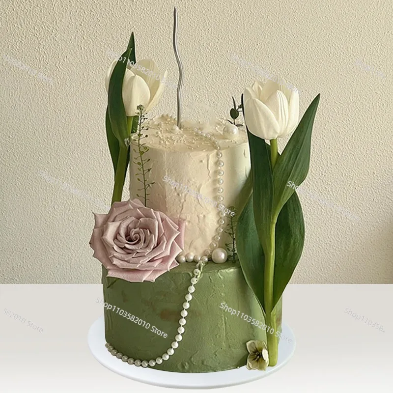 

Имитационная модель двухъярусного торта с цветами, пластиковые образцы искусственных тортов, можно заказать на заказ, реквизит для фотосессий интернет-знаменитостей.