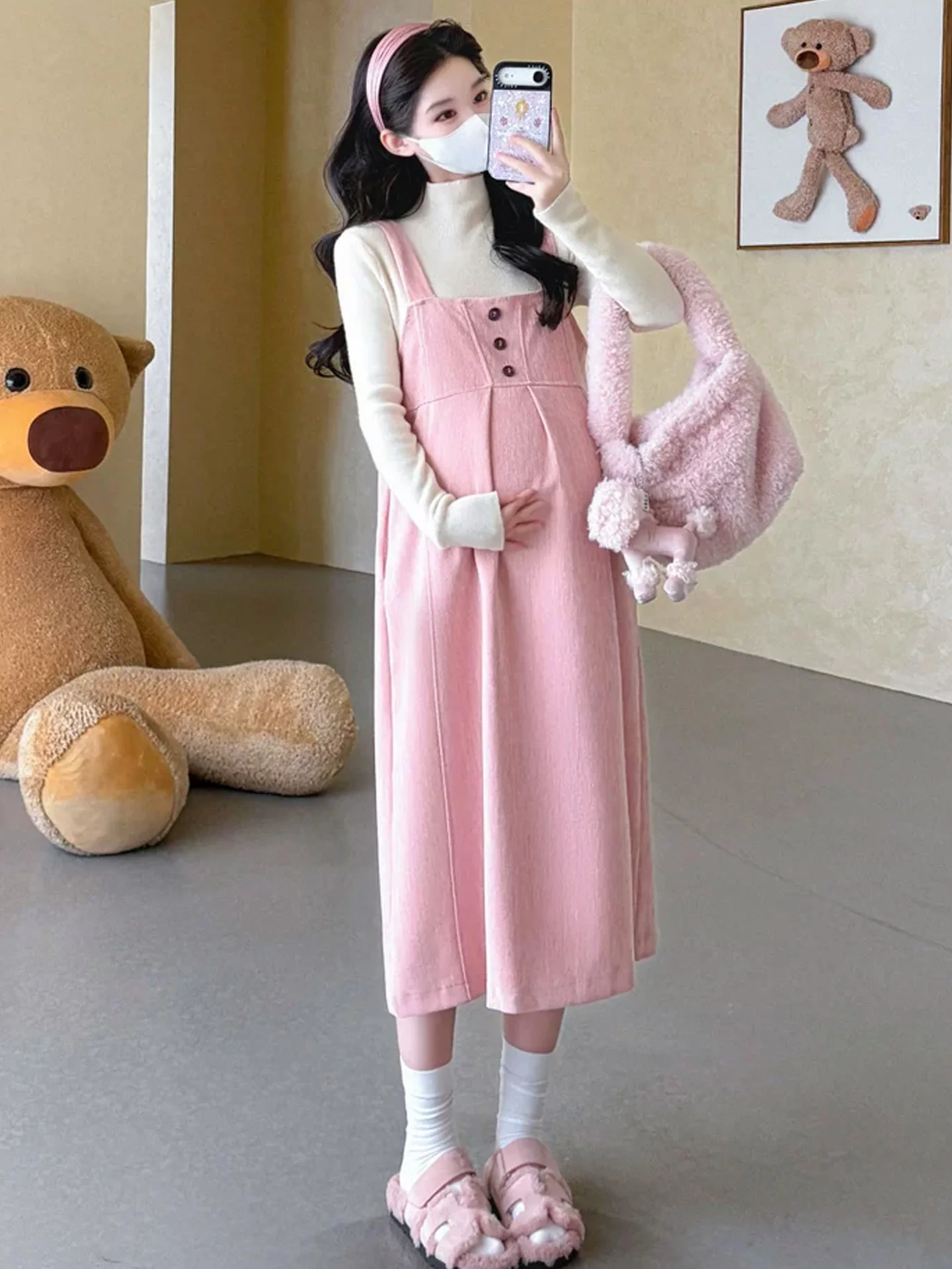 maternity-outfit-2026-autumn-winter-fashion-knitted-base-shirt-knot-bib-overalls-pregnant-women-high-end-feeling-dr