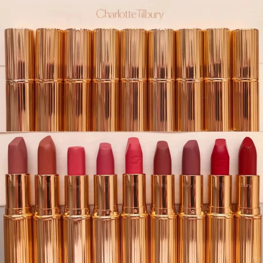 Charlotte Tilbury CT - Mascarilla Labial Hidratante y Reparadora, Bálsamo Labial Aclarante y Exfoliante, Brillo Labial en Gel Sólido