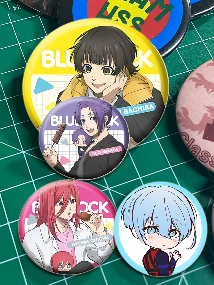 32/44/58mm Lapel bulat pin Anime biru kunci bros untuk ransel Bachira Hyouma lencana Cosplay aksesoris hadiah perhiasan