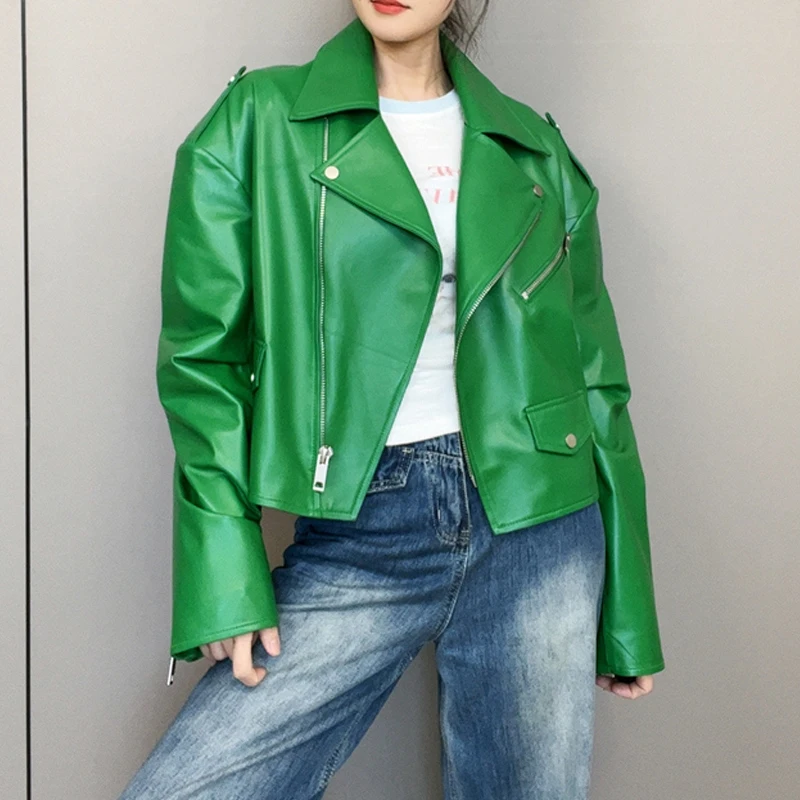 Grüne Schnür-Bikerjacke aus Schaffell mit Gürtel, modisch, für High Street, Damen, diagonaler Reißverschluss, lockere kurze Echtlederjacke