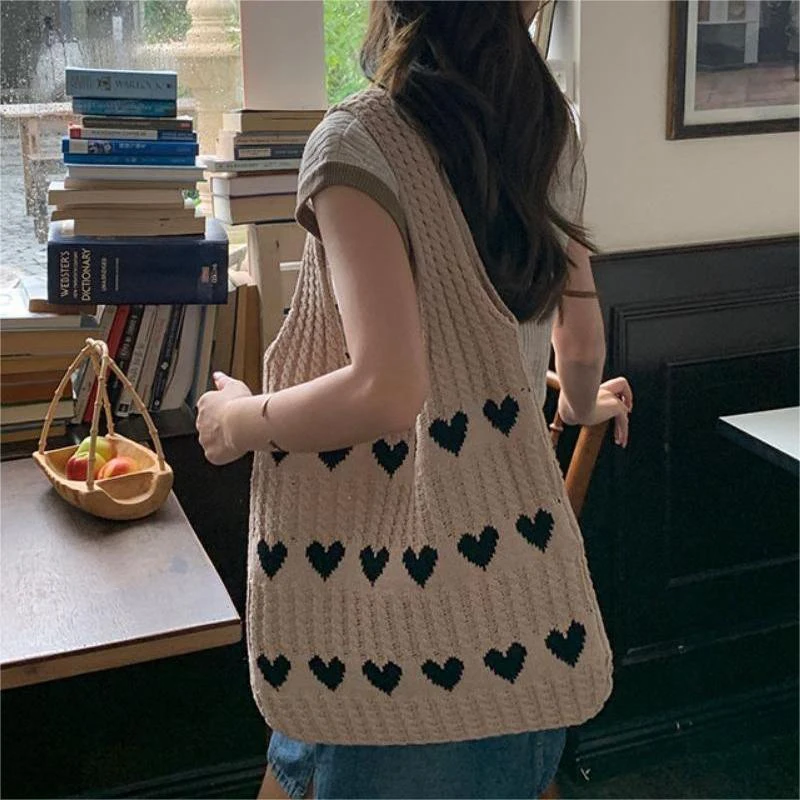 Knitted Handbag Female Large Capacity Totes Women's Shoulder Bag Autumn Winter Bag Purses Casual Woven Heart-shape Shopping Bag