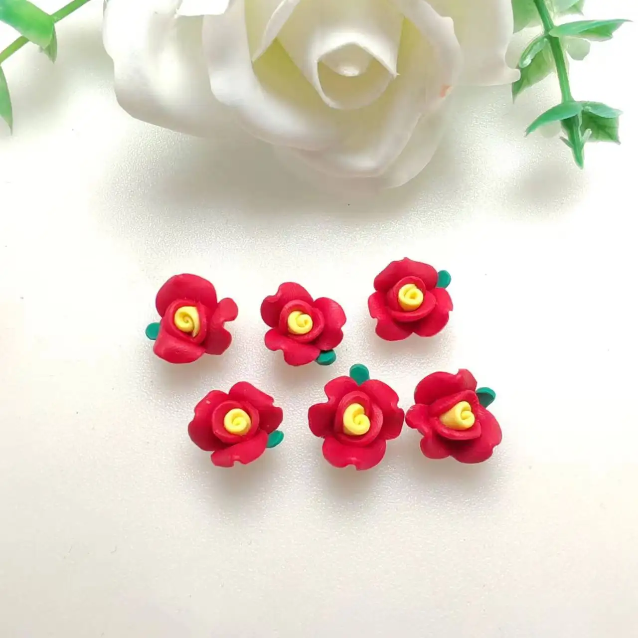 13mm 90pcs/pack Jewelry beaded Accessory,red Soft Polymer Clay Bead,red Flowers beads