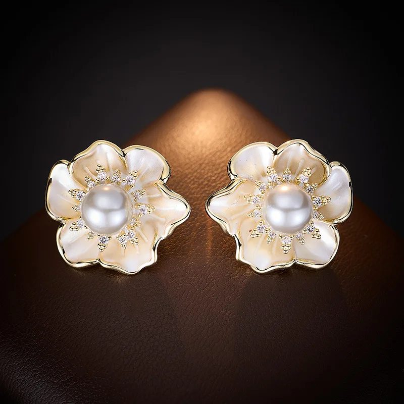 French High-End Enamel Zircon Pearl Camellia Elegant Niche Design Sweet Versatile Simple Earrings