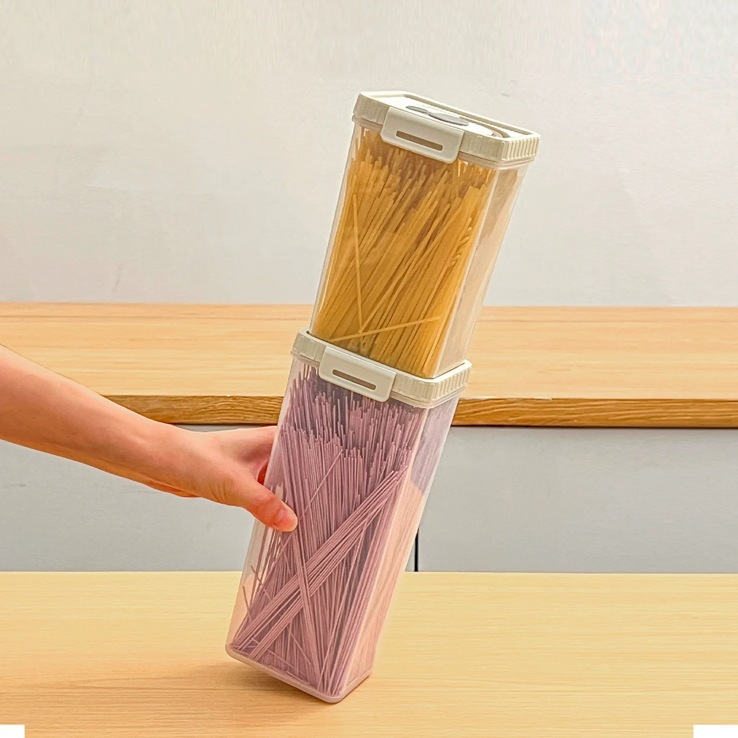 Noodles Sealed Storage Box With Handle Moisture-Proof Airtight Pasta Food Storage Container Kitchen Plastic Fresh-keeping Box view 6