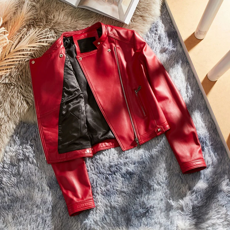 المستوردة جلد الخراف المرأة سترات من الجلد الحقيقي موضة الأحمر الوقوف طوق دراجة نارية سترة قصيرة سليم صالح سترة جلد الغنم الإناث