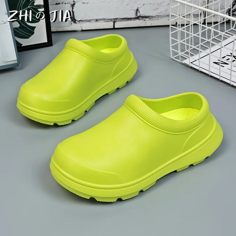 Kitchen Shoes Men Women Sandals For Outdoor beach Slipper comfortable walking Sneaker Fashion Black Light Shoe Cook Footwear