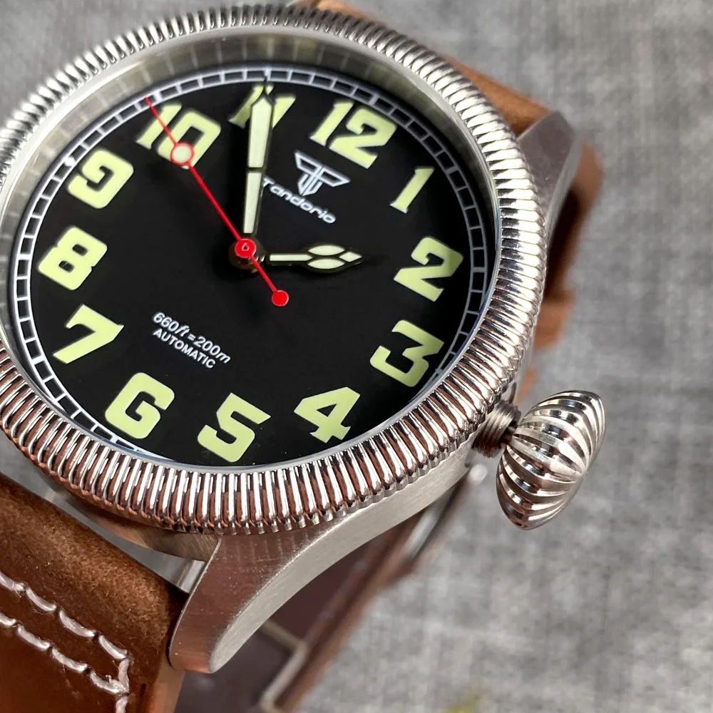 Reloj Automático Tandorio Pilot de 39mm para hombre NH35 Movt, mano roja, zafiro, corona grande, aviador, reloj de pulsera Retro, correa de cuero