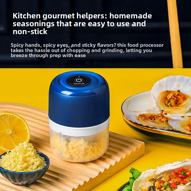 Hot Sale Mini Electric Garlic Chopper 100ml Portable Cordless USB Charging Kitchen Grinder Tool for Onion Vegetable Meat Grinder