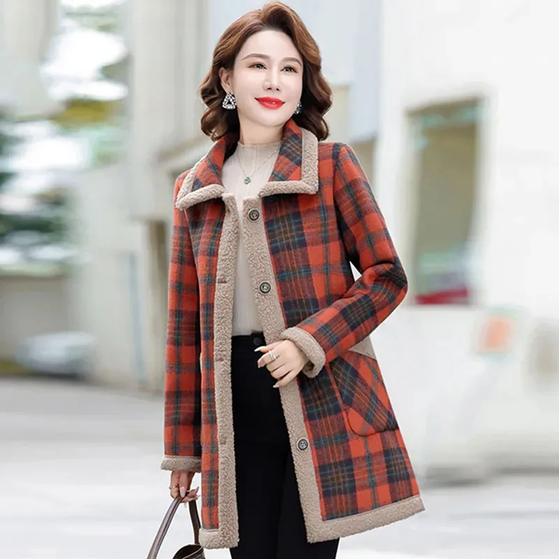 Mother\'s Winter Plush Woolen Coat Thicken Warm Cotton Parkas Middle-aged Elderly Women Granular Velvet Long Plaid Wool Jacket