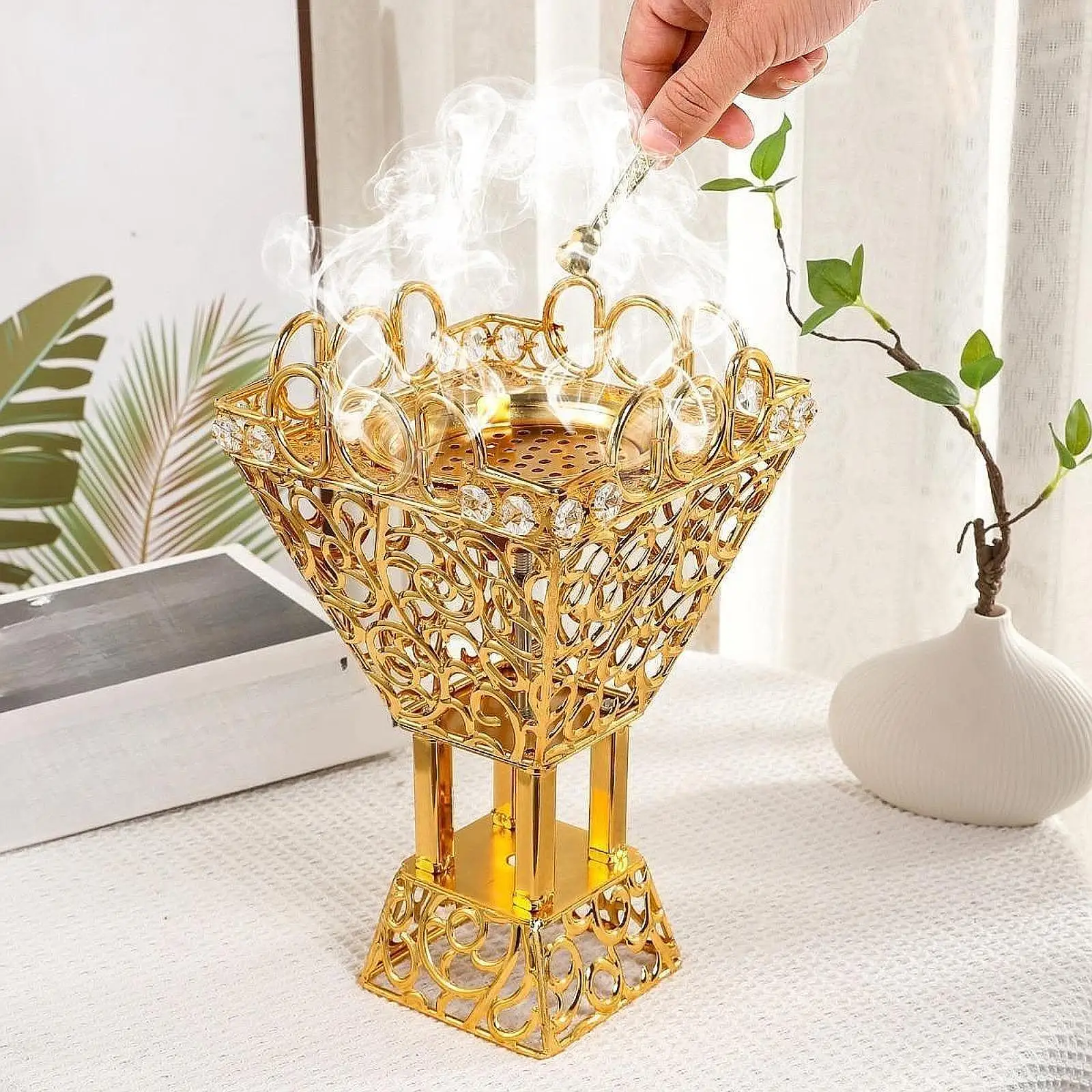

Metal Incense Burner Portable Burner for Yoga Cafe SPA Cabinet Tea Room