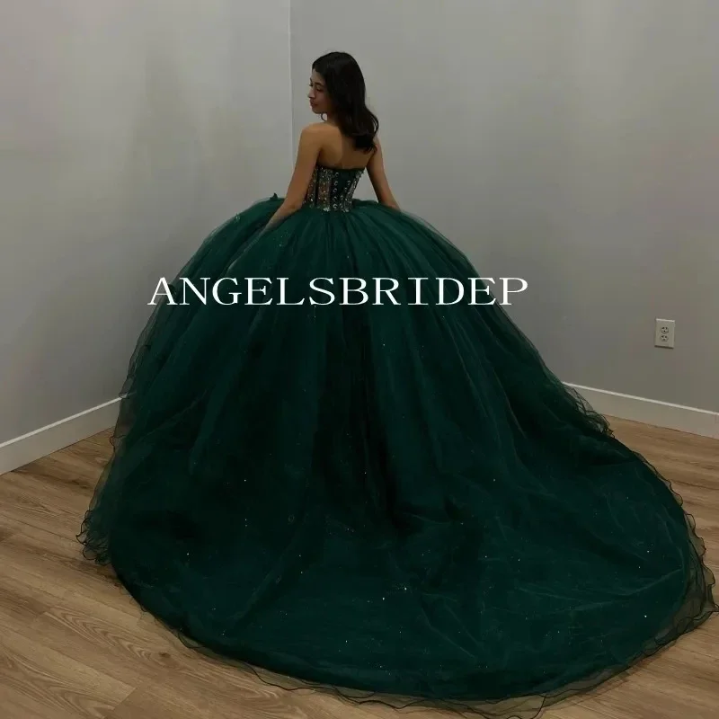 Vestido de princesa verde esmeralda para niña, traje de quinceañera con lazo grande y cuentas, ideal para fiesta de 15 años, novedad de 2024