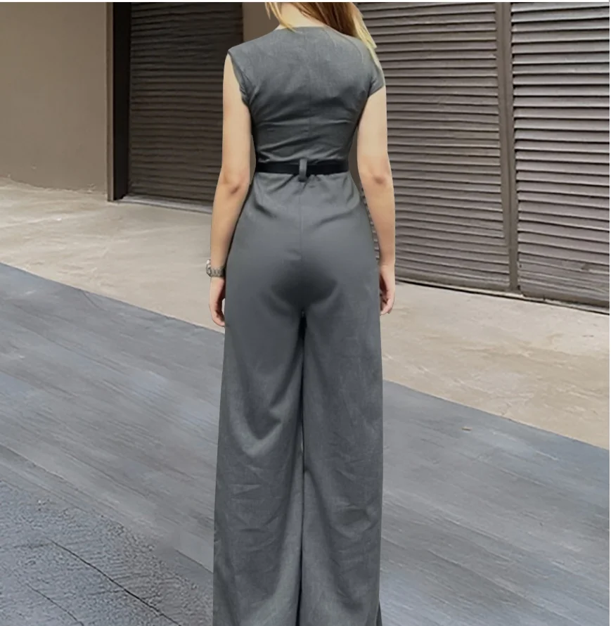 

Summer New Solid Color V-Neck Button Up Front Sleeveless High Waisted Jumpsuit for Women, Slim Fit Commuting Sleeveless Jumpsuit