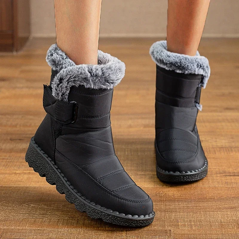 Botas de neve de inverno mulheres antiderrapantes plataforma impermeável sapatos acolchoados de algodão botas de mujer ao ar livre botas de tornozelo quentes para mulher 36-44