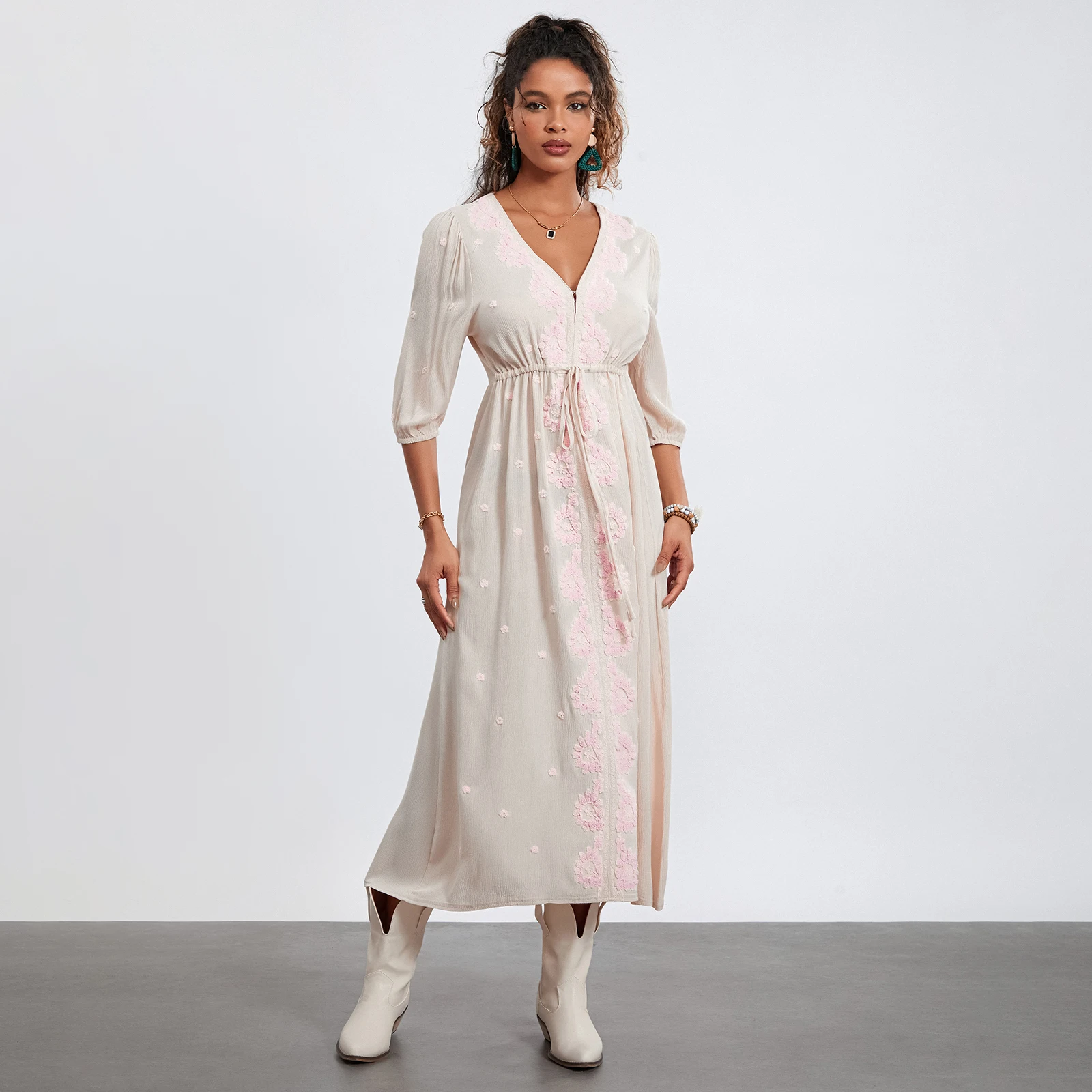 New Fashion Womens Summer Embroidered Dress 3/4 Sleeve V-Neck Tie Tunic Waist Long Dress For Beach Party Streetwear Hot Sale