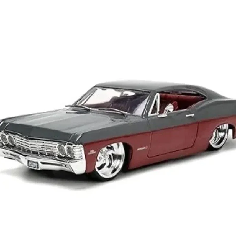 1:24 1967 Chevrolet lmpala SS High Simulation Alloy Car Model Collectible Toy Gift Souvenir Display Ornament J356