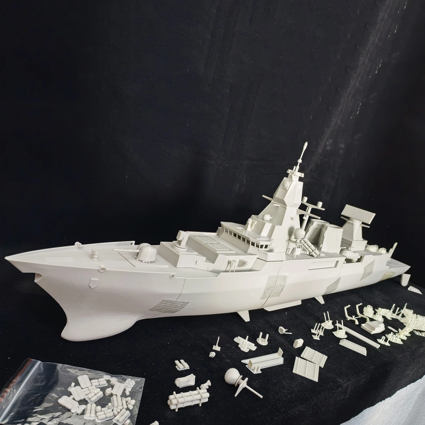 

1/150 RC Лодка 95 см F124 Saxony Class Frigate Пульт дистанционного управления Корабли 3D Печать RC Schiffe Модель Комплект Корабль Игрушка Мальчик Подарок