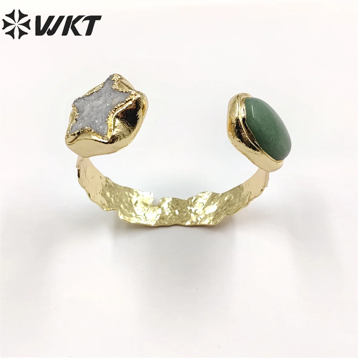 

WT-B626 WKT Exclusive New Double Stone Star Quartz Bangle Gorgeous 18K Gold Electroplated Resist Tarnishable Green Chalcedony