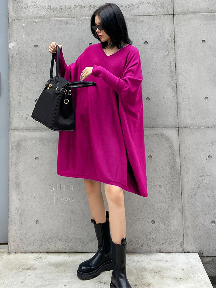 [EAM] Women Blue Knitting Big Size Mini Dress New V-Neck Long Batwing Sleeve Loose Fit Fashion Tide Spring Autumn 2024 1DF9758